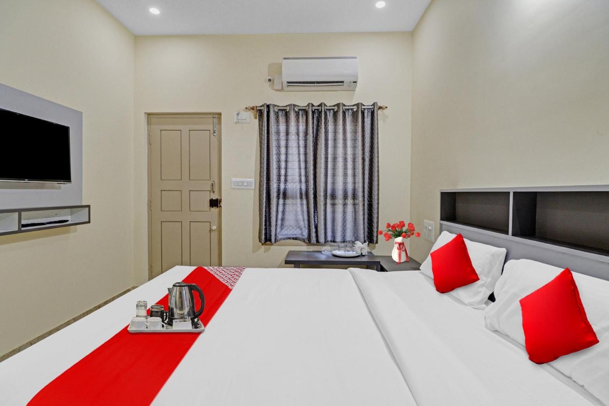 Hotel O I Care With Greenery Comforts Tumkur Esterno foto