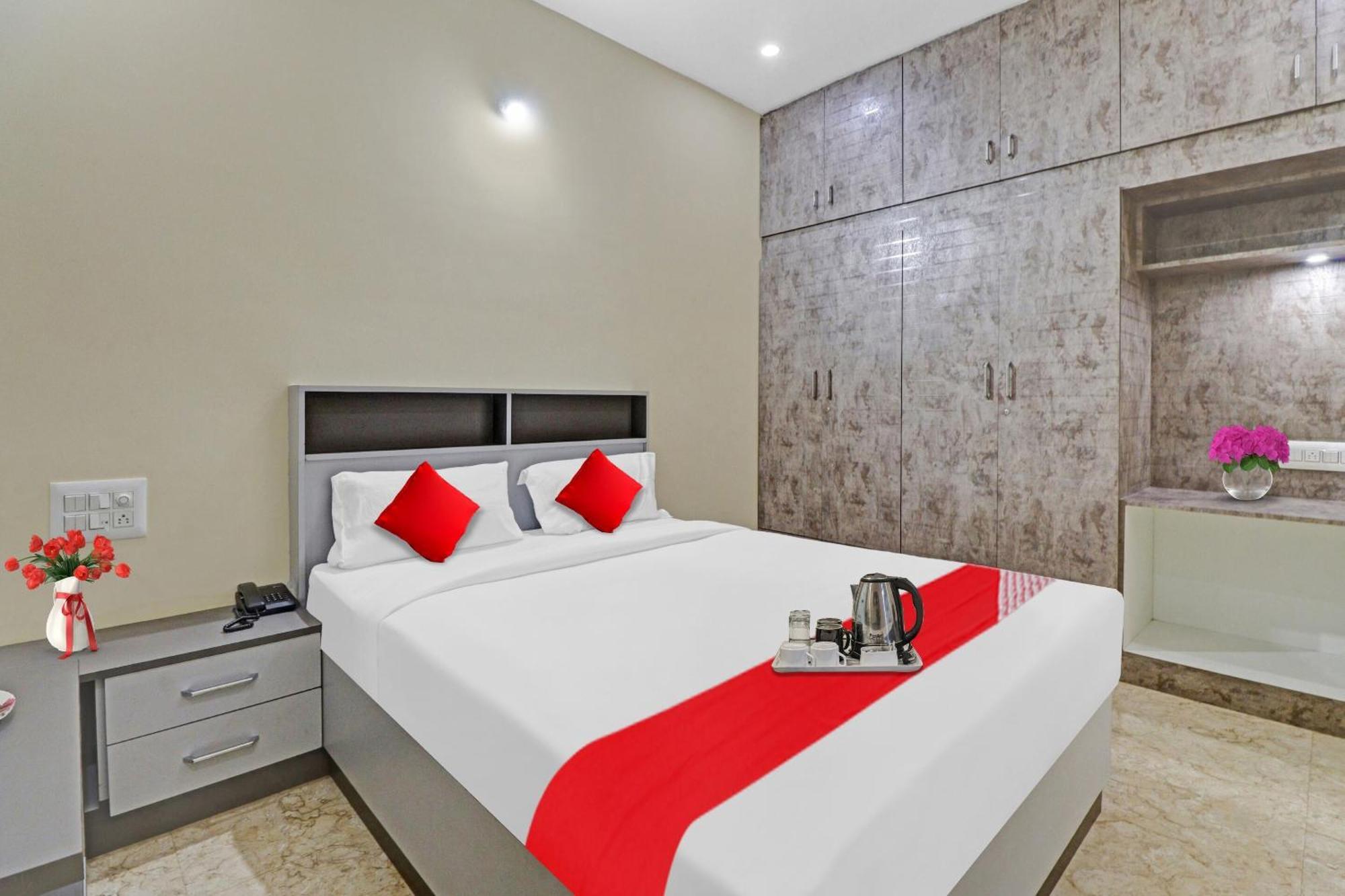 Hotel O I Care With Greenery Comforts Tumkur Esterno foto