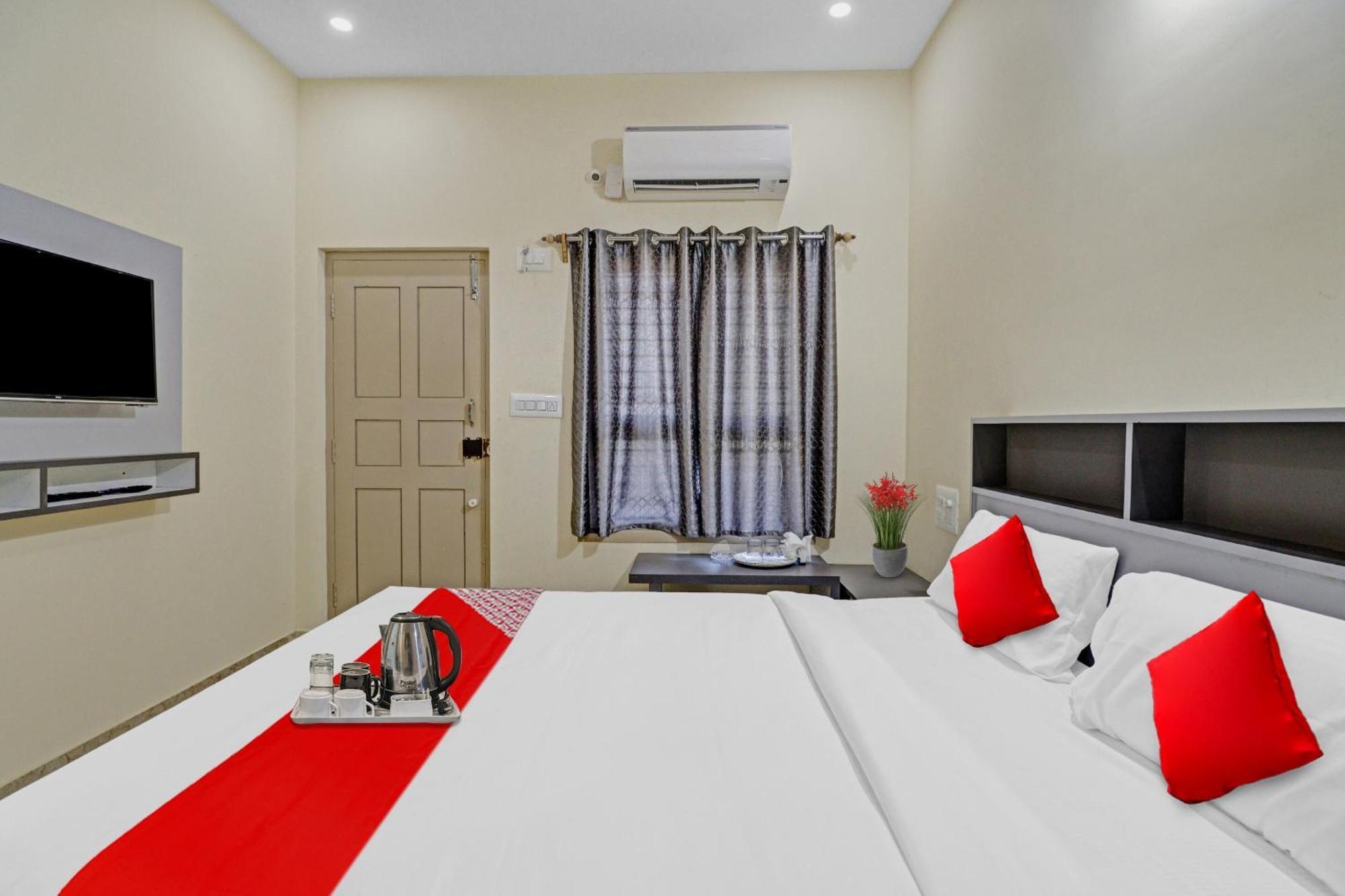 Hotel O I Care With Greenery Comforts Tumkur Esterno foto
