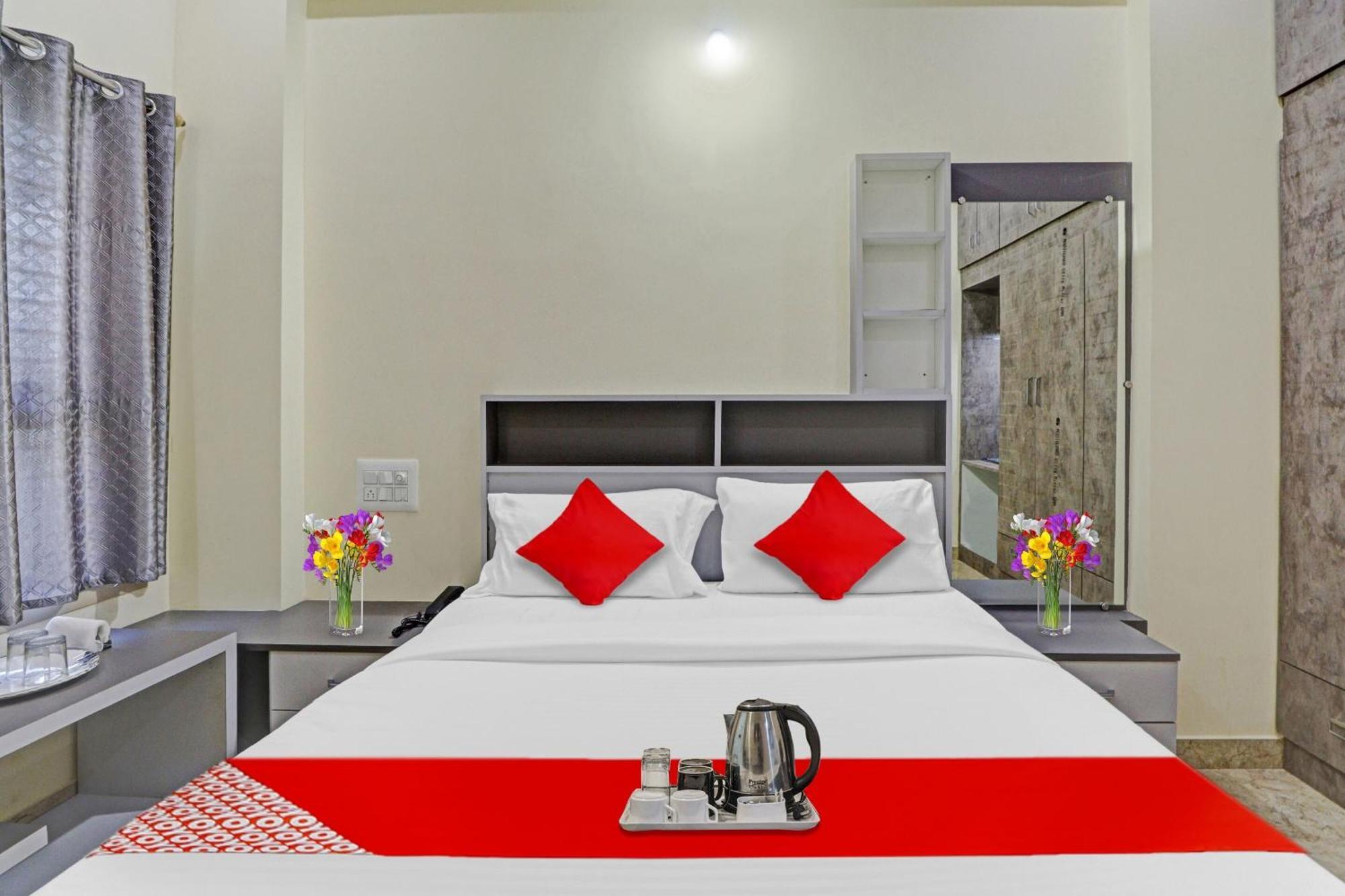Hotel O I Care With Greenery Comforts Tumkur Esterno foto